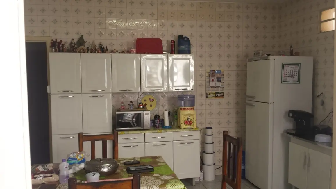 Foto 4 de Sobrado com 2 quartos à venda, 140m2 em Jardim Rosely, Pindamonhangaba - SP