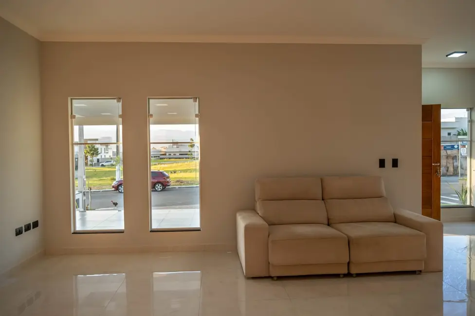 Casa de Condomínio com 2 quartos à venda, 228m2 em Mombaça, Pindamonhangaba - SP - imagem 9 Foto 9 de Casa de Condomínio com 2 quartos à venda, 228m2 em Mombaça, Pindamonhangaba - SP