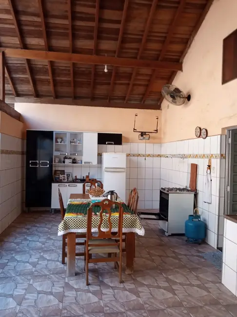 Foto 6 de Casa com 2 quartos à venda, 150m2 em Maria Áurea, Pindamonhangaba - SP