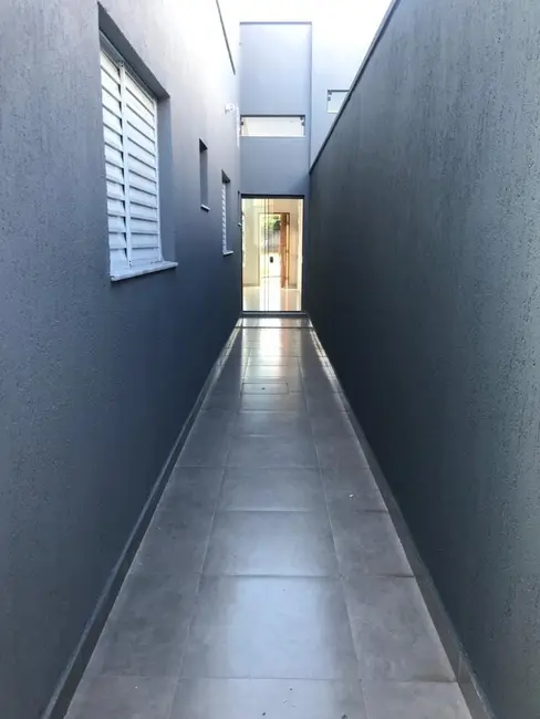Foto 5 de Casa com 2 quartos à venda, 125m2 em Taubate - SP