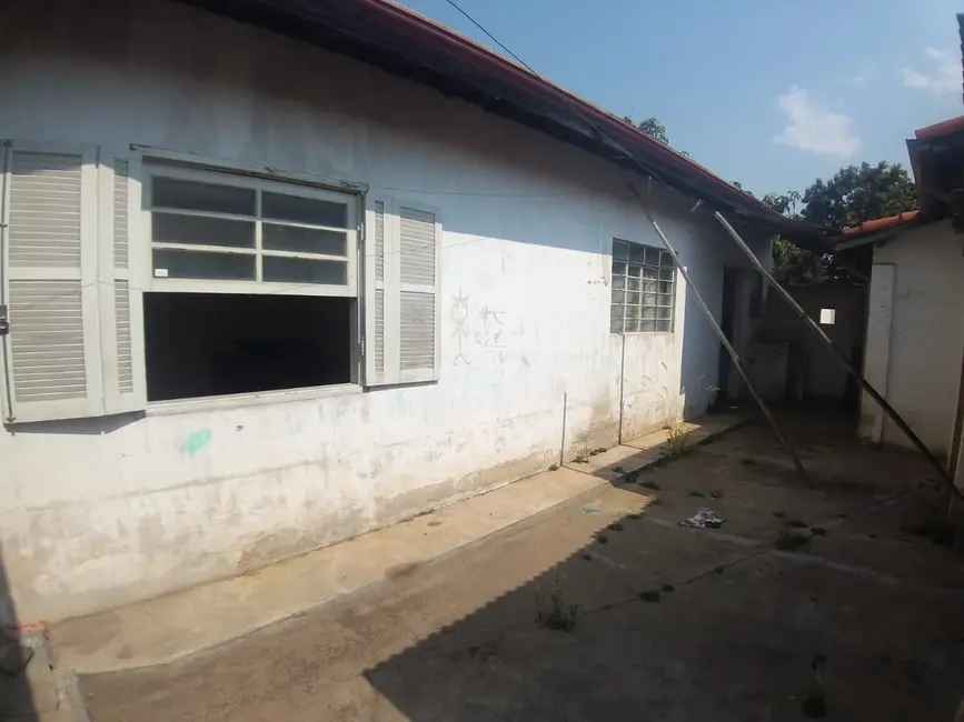 Foto 9 de Casa com 3 quartos à venda, 197m2 em Parque São Domingos, Pindamonhangaba - SP