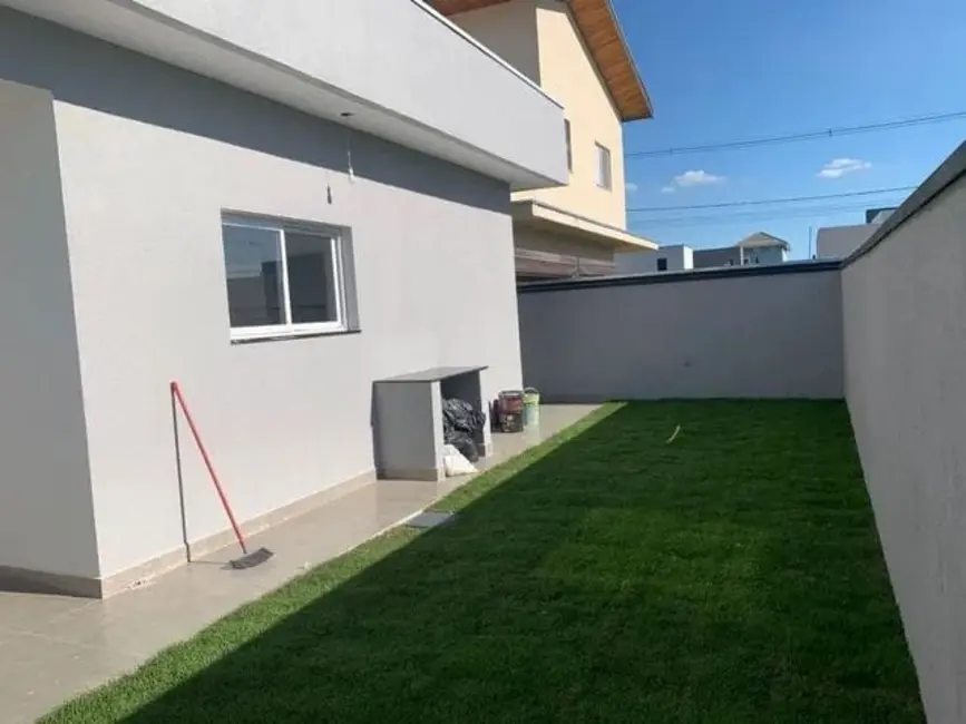 Foto 3 de Casa de Condomínio à venda, 163m2 em Tremembe - SP