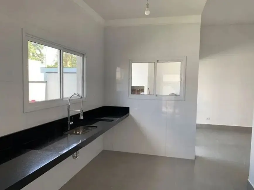 Foto 5 de Casa de Condomínio à venda, 163m2 em Tremembe - SP