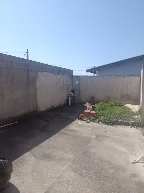 Foto 4 de Casa com 2 quartos à venda, 47m2 em Conjunto Residencial Araretama, Pindamonhangaba - SP