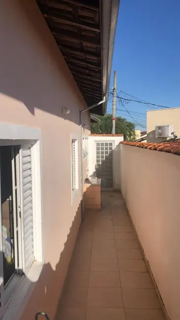 Foto 2 de Casa de Condomínio com 2 quartos à venda, 65m2 em Cidade Jardim, Taubate - SP