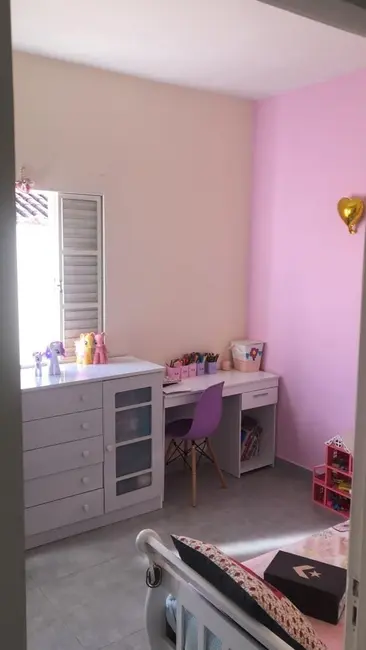 Foto 5 de Casa de Condomínio com 2 quartos à venda, 65m2 em Cidade Jardim, Taubate - SP