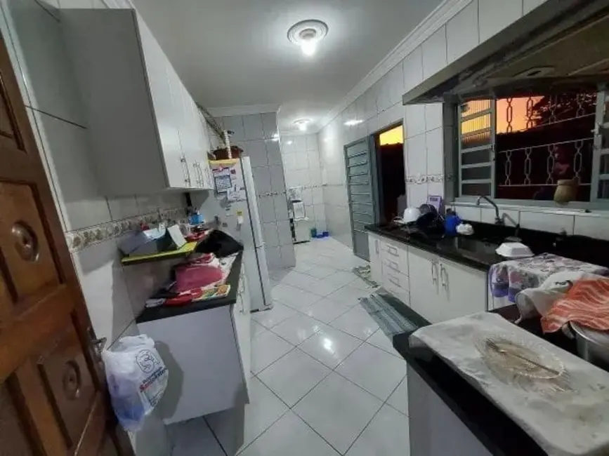 Foto 2 de Casa com 2 quartos à venda, 415m2 em Bosque da Saúde, Taubate - SP