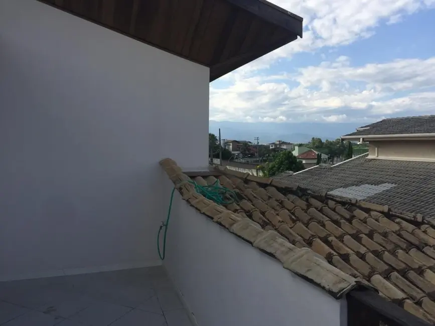 Casa de Condomínio com 3 quartos à venda em Pindamonhangaba - SP - imagem 9 Foto 9 de Casa de Condomínio com 3 quartos à venda em Pindamonhangaba - SP