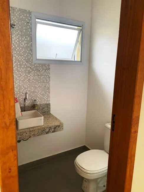 Foto 5 de Casa de Condomínio com 2 quartos à venda, 90m2 em Pindamonhangaba - SP