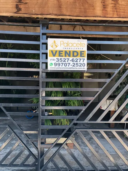 Foto 8 de Sobrado com 3 quartos à venda, 200m2 em Pindamonhangaba - SP