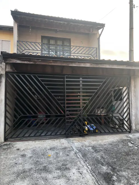 Foto 1 de Sobrado com 3 quartos à venda, 200m2 em Pindamonhangaba - SP