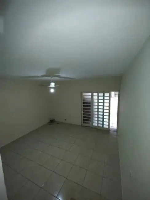 Foto 9 de Sobrado com 3 quartos à venda, 82m2 em Vila Santa Isabel, Taubate - SP
