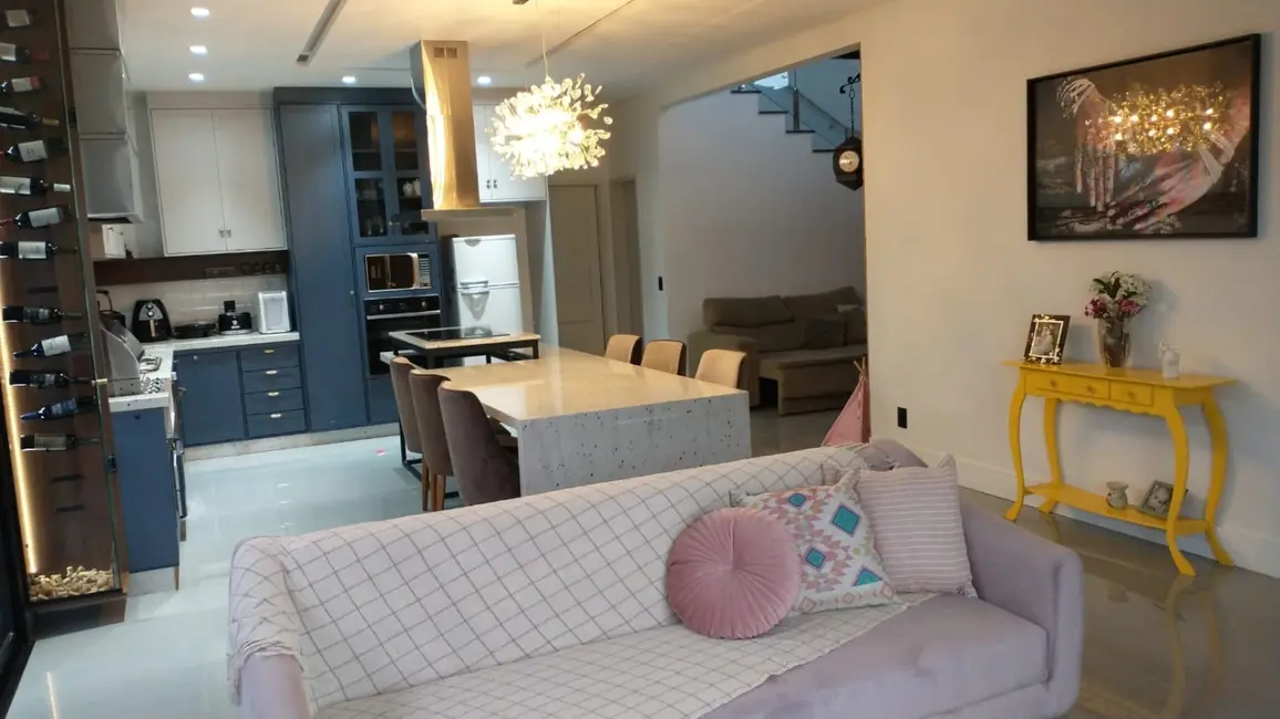 Foto 9 de Sobrado com 2 quartos à venda, 260m2 em Residencial Novo Horizonte, Taubate - SP