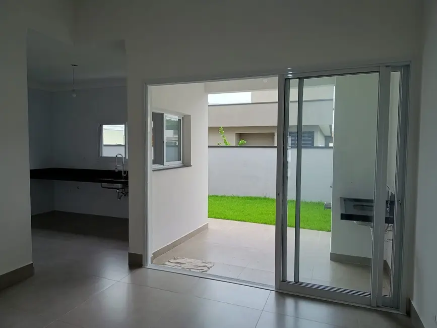 Casa com 3 quartos à venda, 163m2 em Tremembe - SP - imagem 5 Foto 5 de Casa com 3 quartos à venda, 163m2 em Tremembe - SP