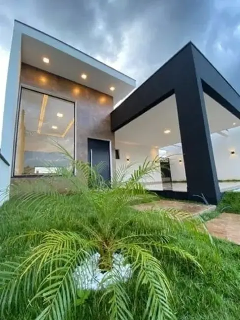 Foto 2 de Casa de Condomínio com 3 quartos à venda, 143m2 em Taubate - SP