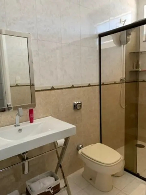 Foto 7 de Sobrado com 3 quartos à venda, 350m2 em Parque Esperança, Taubate - SP