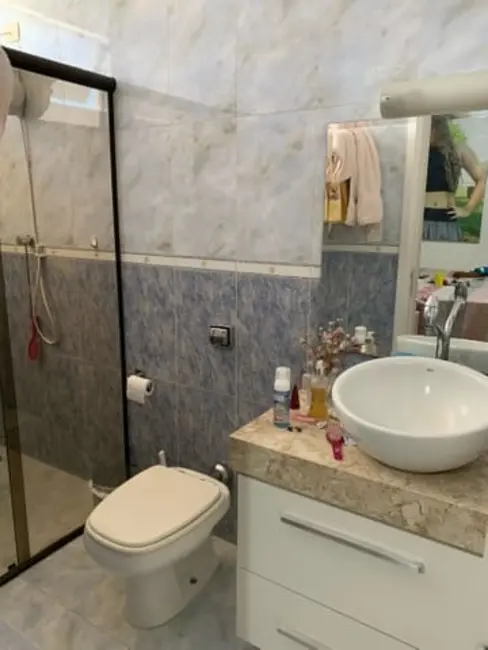 Foto 8 de Sobrado com 3 quartos à venda, 350m2 em Parque Esperança, Taubate - SP