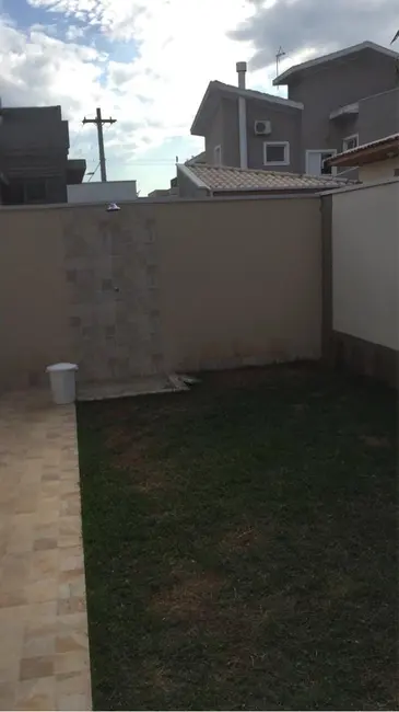 Foto 2 de Casa de Condomínio com 3 quartos à venda em Tremembe - SP