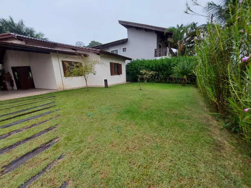 Foto 1 de Casa de Condomínio com 4 quartos à venda, 270m2 em Ubatuba - SP