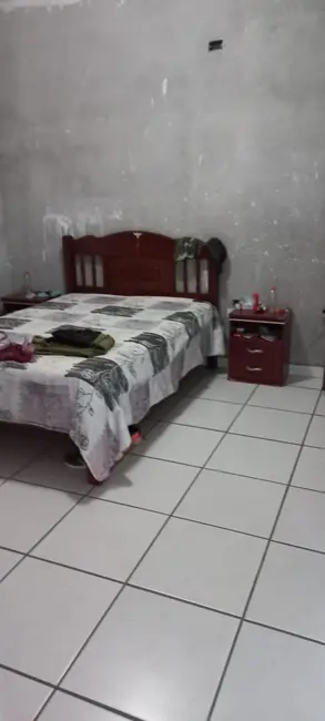 Foto 4 de Sobrado com 5 quartos à venda, 310m2 em Jardim Rosely, Pindamonhangaba - SP
