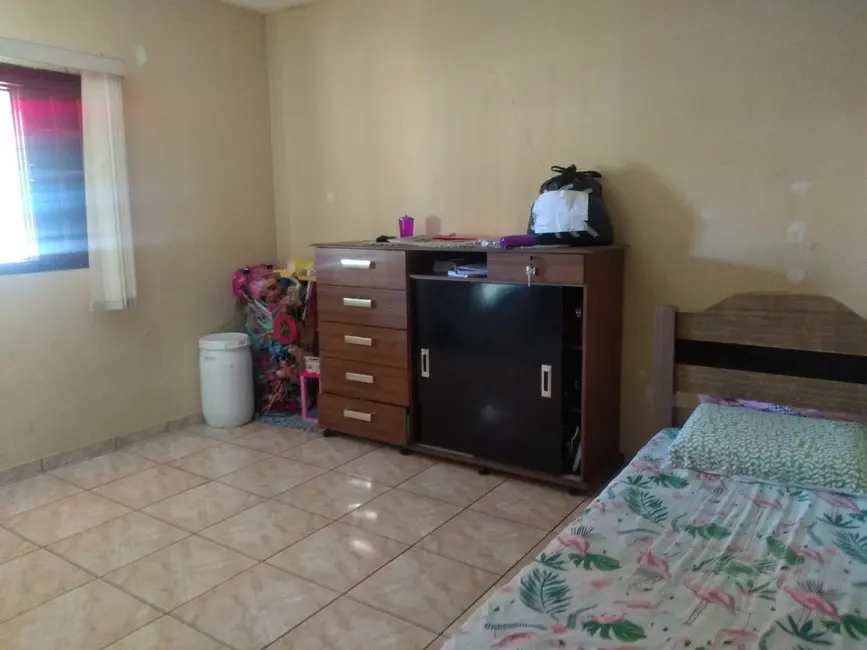 Foto 2 de Casa com 3 quartos à venda, 220m2 em Cidade Nova, Pindamonhangaba - SP