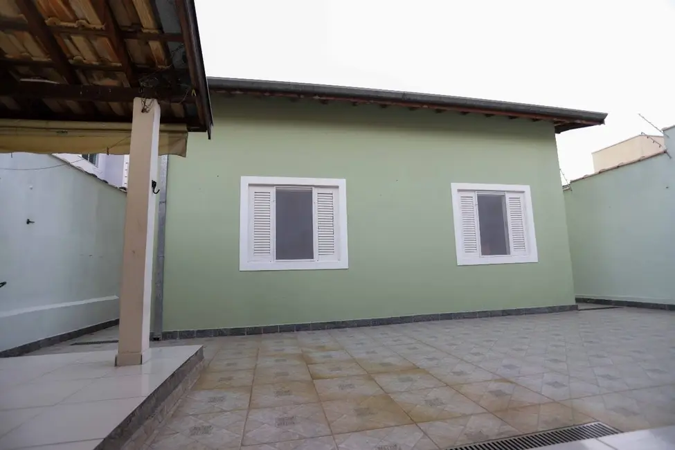 Foto 1 de Casa com 3 quartos à venda, 164m2 em Vila Suiça, Pindamonhangaba - SP