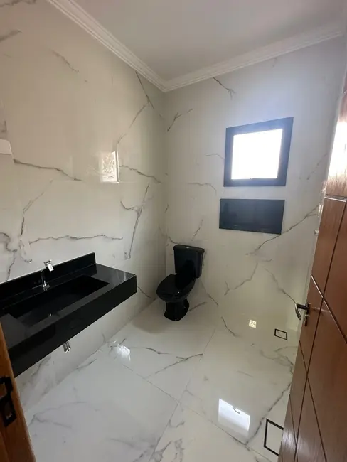 Foto 7 de Sobrado com 3 quartos à venda, 176m2 em Pindamonhangaba - SP