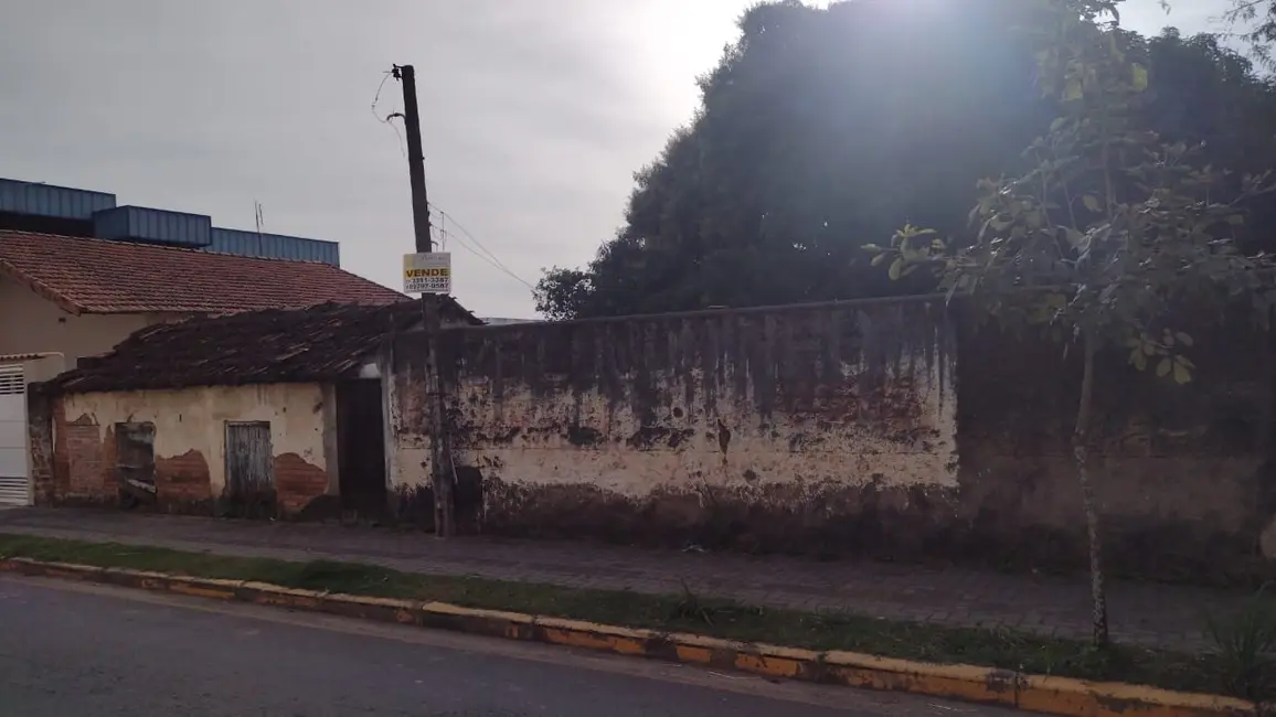 Casa à venda, 559m2 em Aparecida - SP - imagem 1 Foto 1 de Casa à venda, 559m2 em Aparecida - SP