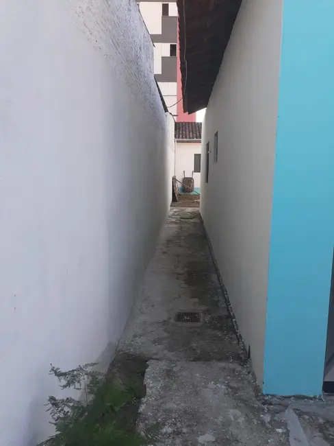 Foto 4 de Casa com 2 quartos à venda, 80m2 em Jardim Eloyna, Pindamonhangaba - SP