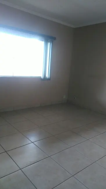 Sobrado com 4 quartos à venda em Aparecida - SP - imagem 4 Foto 4 de Sobrado com 4 quartos à venda em Aparecida - SP