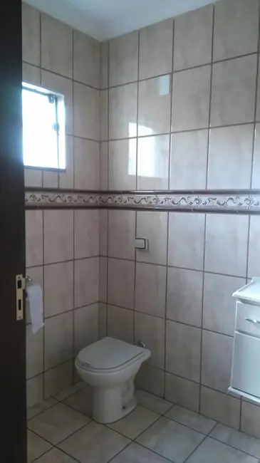 Sobrado com 4 quartos à venda em Aparecida - SP - imagem 9 Foto 9 de Sobrado com 4 quartos à venda em Aparecida - SP