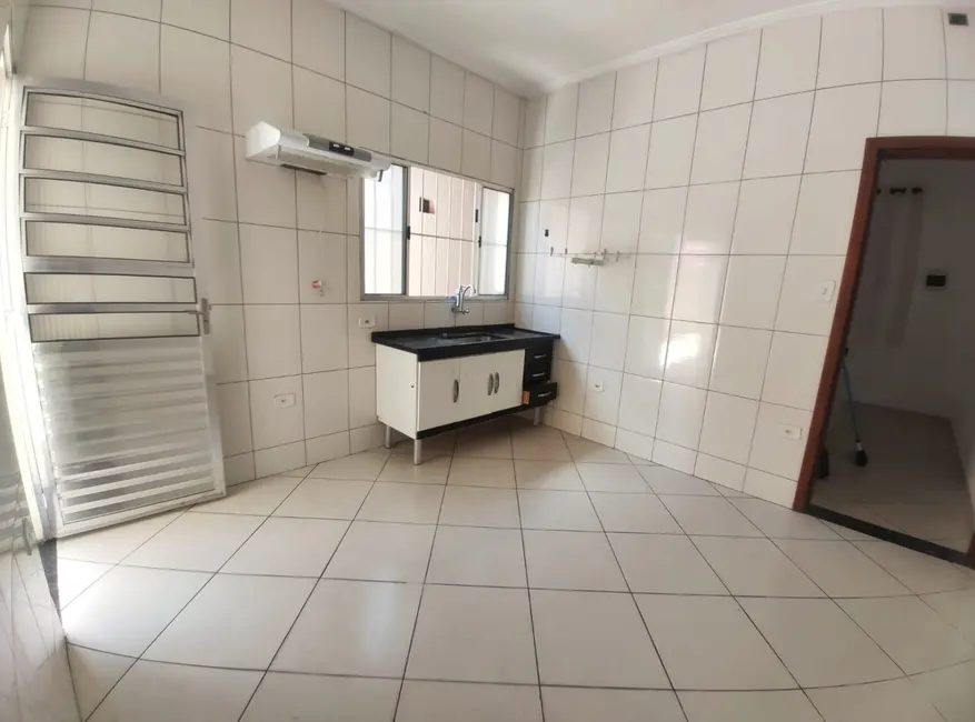 Foto 1 de Casa com 2 quartos à venda, 64m2 em Parque São Cristóvão, Taubate - SP
