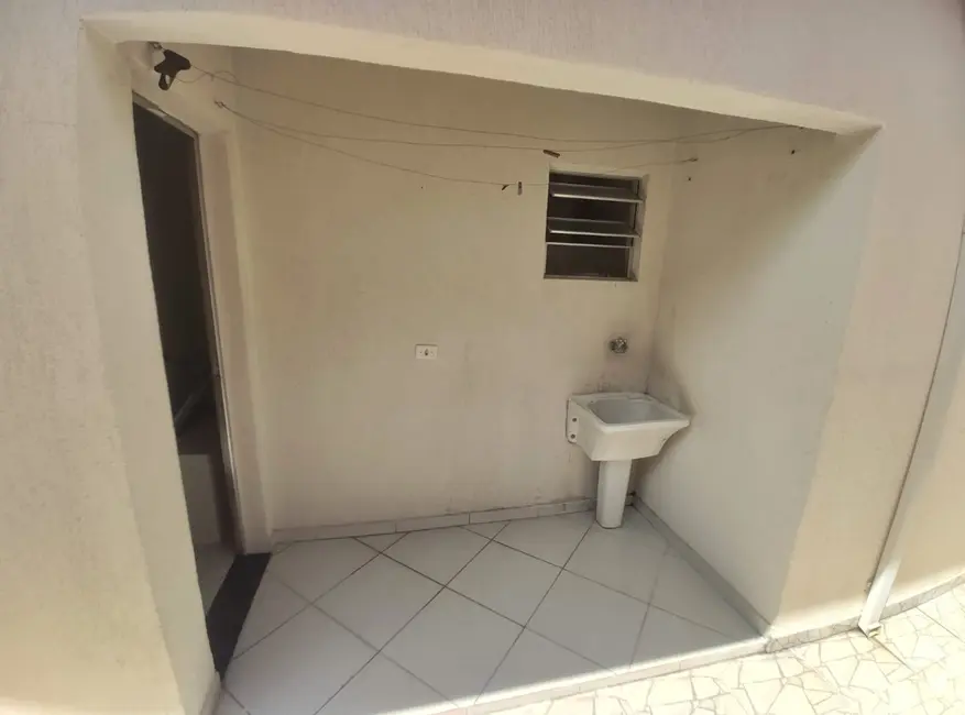 Foto 4 de Casa com 2 quartos à venda, 64m2 em Parque São Cristóvão, Taubate - SP
