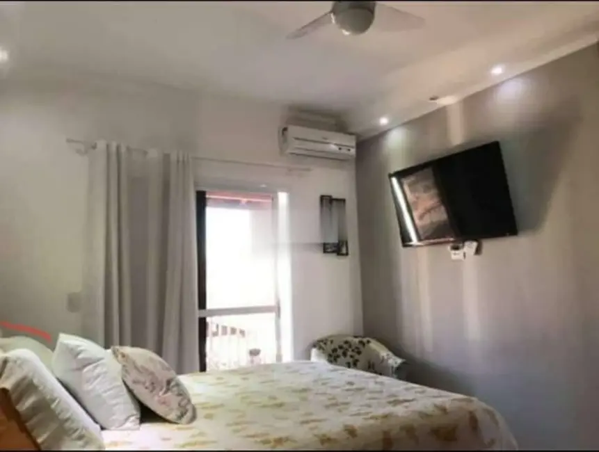 Foto 9 de Sobrado com 3 quartos à venda, 180m2 em Residencial Jardim Aurora, Pindamonhangaba - SP