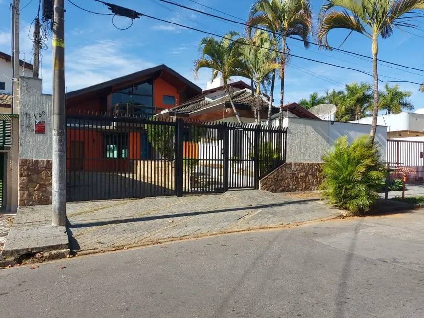 Foto 2 de Casa com 3 quartos à venda, 400m2 em Jardim das Nações, Taubate - SP
