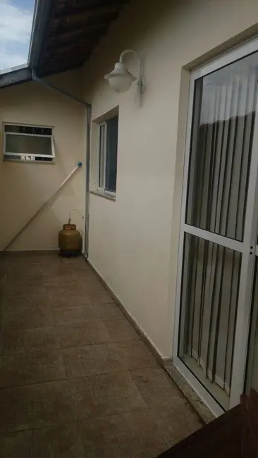 Foto 2 de Casa com 3 quartos à venda, 112m2 em Residencial Pasin, Pindamonhangaba - SP