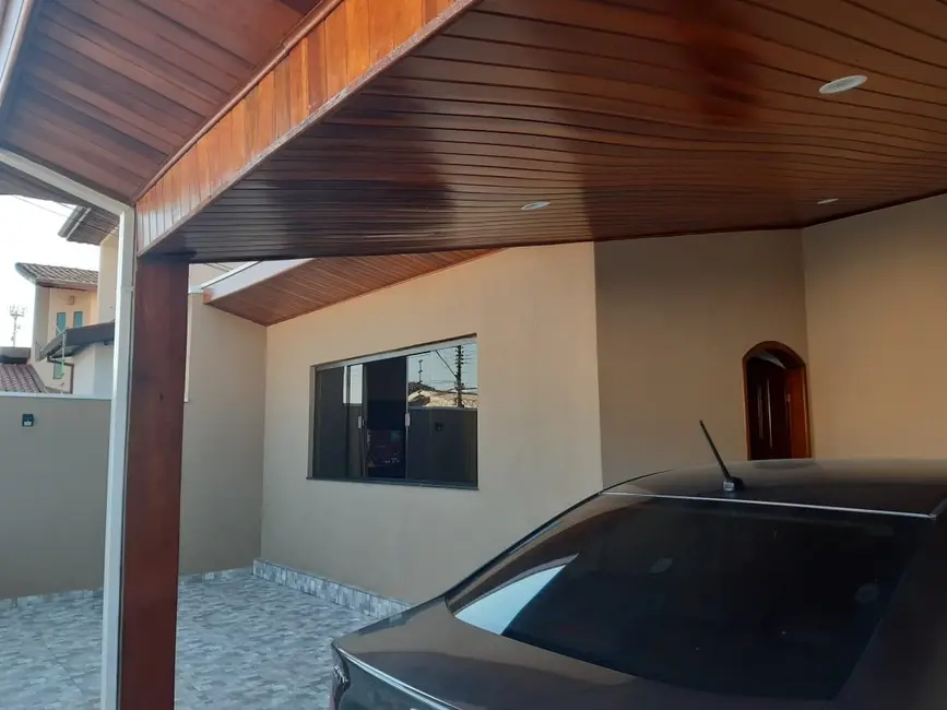 Foto 3 de Casa com 3 quartos à venda, 154m2 em Taubate - SP