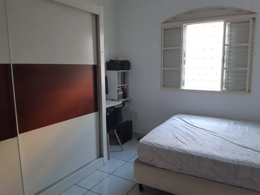 Foto 8 de Casa com 3 quartos à venda, 154m2 em Taubate - SP