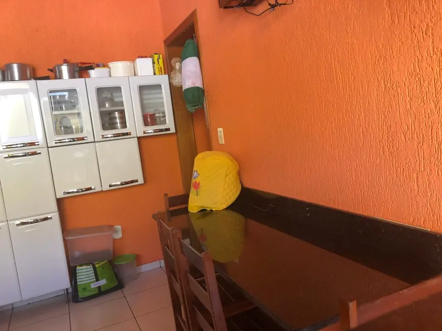Foto 3 de Casa com 3 quartos à venda, 197m2 em Vila Rica, Pindamonhangaba - SP
