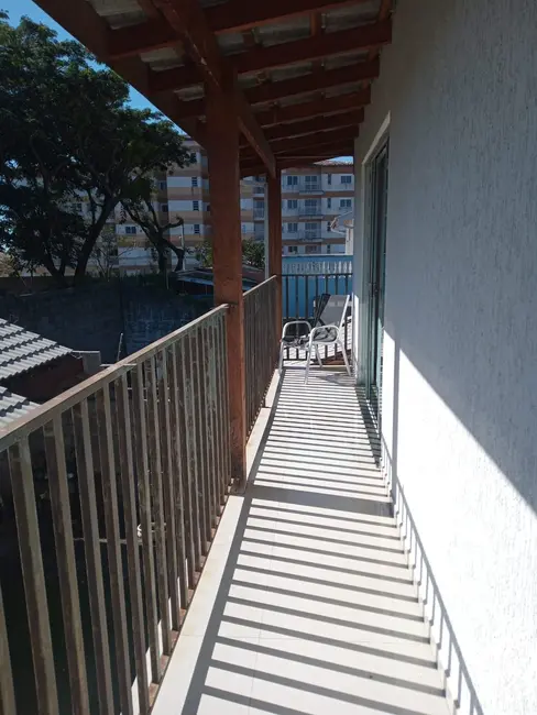 Foto 1 de Sobrado com 4 quartos à venda, 160m2 em Pindamonhangaba - SP