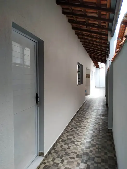 Foto 4 de Casa com 2 quartos à venda, 100m2 em Residencial e Comercial Cidade Morumbi, Pindamonhangaba - SP