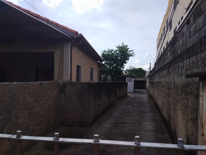 Foto 3 de Casa à venda em Taubate - SP