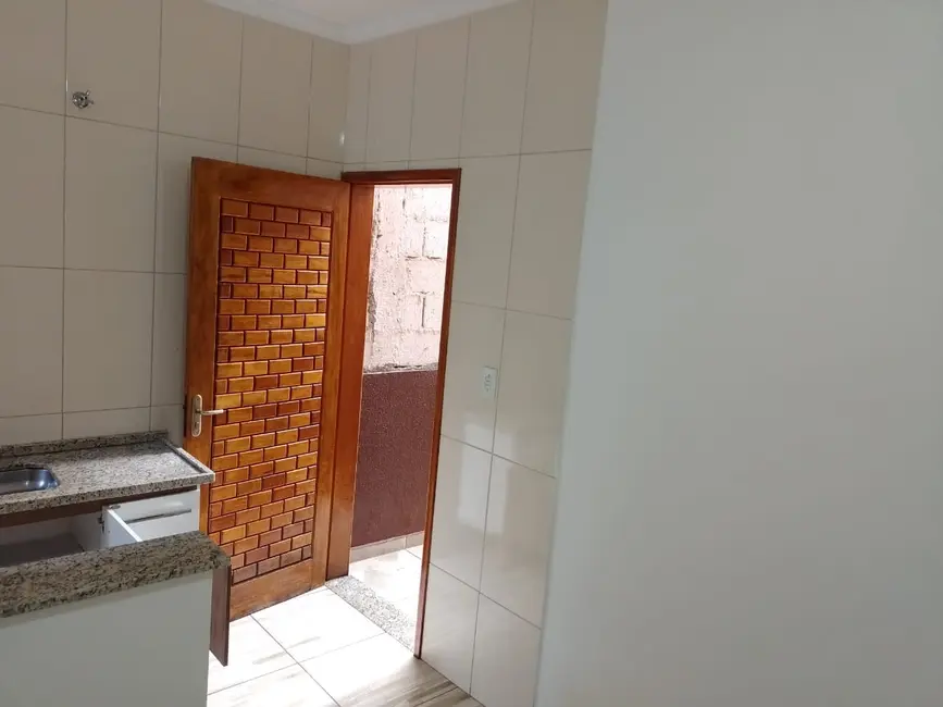 Foto 4 de Casa com 3 quartos à venda, 80m2 em Taubate - SP