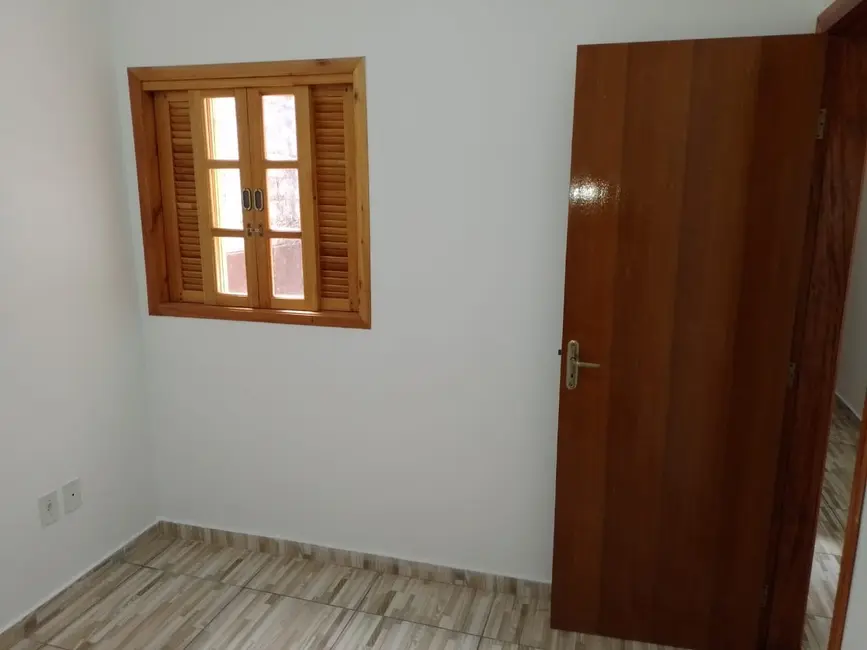 Foto 9 de Casa com 3 quartos à venda, 80m2 em Taubate - SP