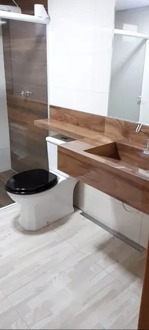 Foto 6 de Sobrado com 3 quartos à venda, 210m2 em Jardim Hípica Pinheiro, Taubate - SP