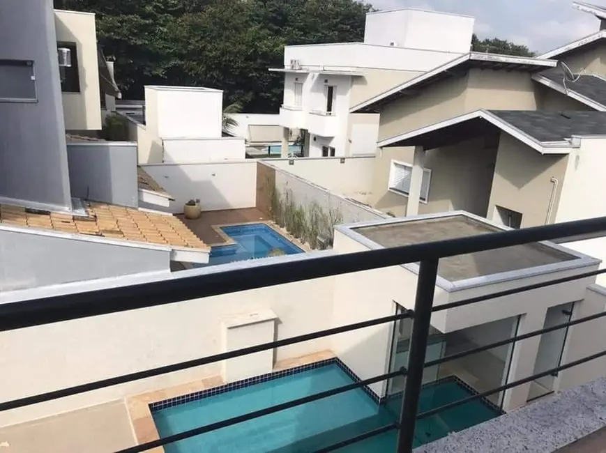 Foto 2 de Casa com 3 quartos à venda, 280m2 em Centro, Tremembe - SP