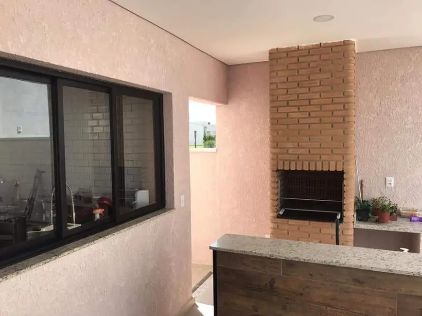 Foto 6 de Casa com 3 quartos à venda, 280m2 em Centro, Tremembe - SP