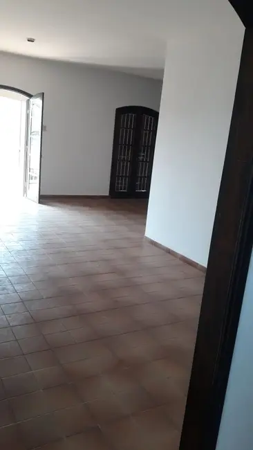 Foto 5 de Sobrado com 4 quartos à venda, 374m2 em Vila Resende, Cacapava - SP