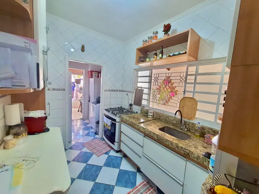 Foto 5 de Sobrado com 3 quartos à venda, 174m2 em Residencial Novo Horizonte, Taubate - SP