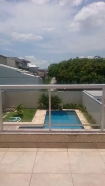 Foto 2 de Sobrado com 3 quartos à venda, 254m2 em Tremembe - SP